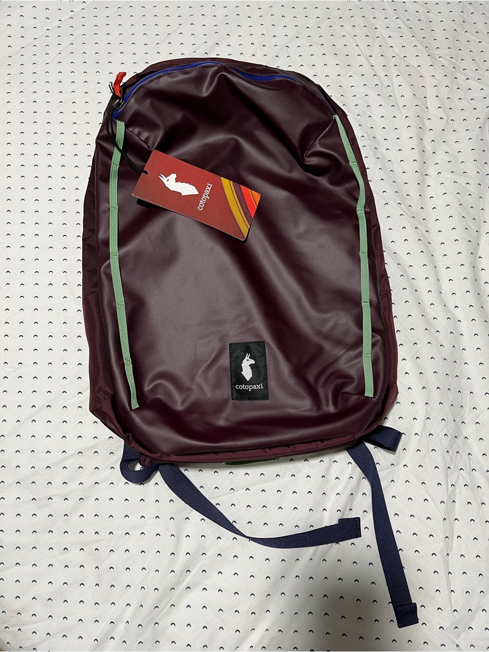 cotopaxi 18L Cada dia Maroon Backpack with Green Trim and Navy Straps